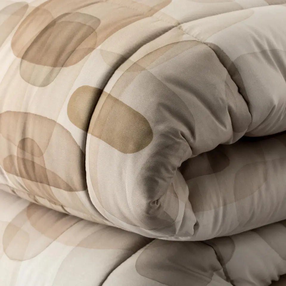 Trapunta Matrimoniale Acqua in raso stampa Tortora Reever