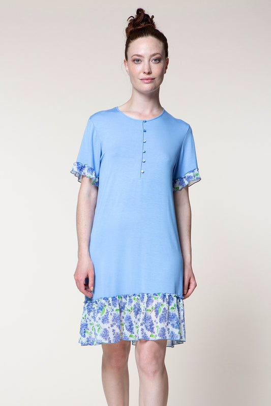 Camicia da notte con bottoni e balza chiffon azzurra Pepita